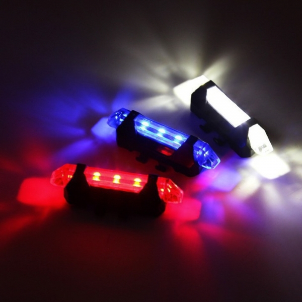 1Plus1 폴리스 순찰 컬러 LED 자전거 후미등 USB 충전 이미지